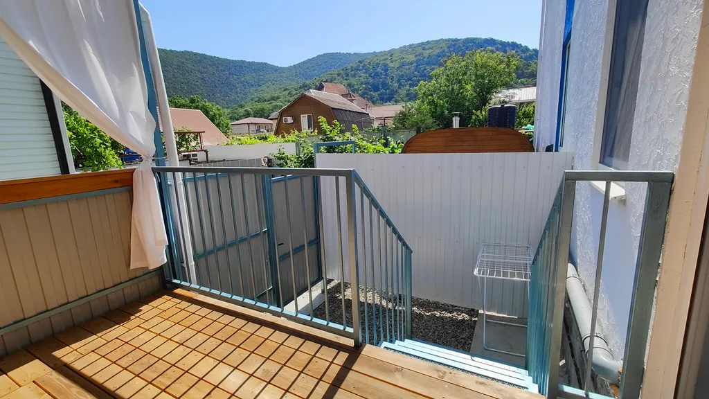 Квартира Квартира Четырехместный Люкс1 с террасой,двором и мангальной зоной — Дюрсо