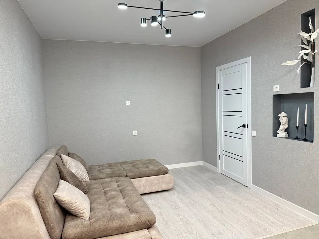 Современная квартира в 5 мин от ТЦ, удобная локация