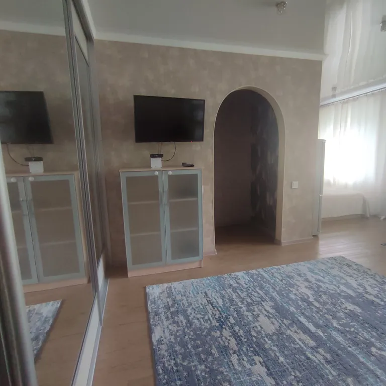 Зеркальная студия