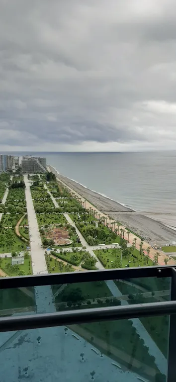 Студия с видом на море и парк