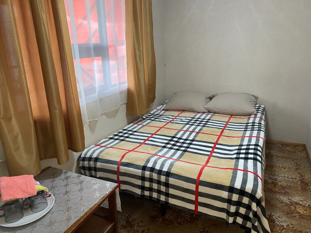 Комната, без удобств