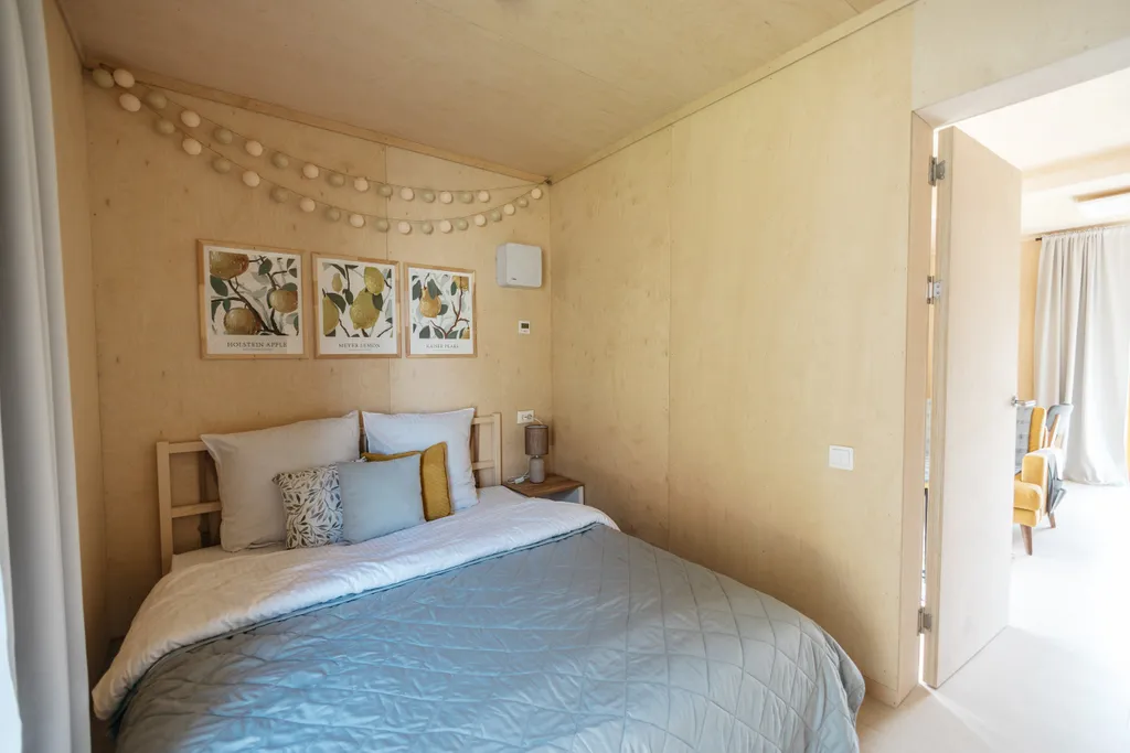 Уютный семейный дом в сосновом лесу