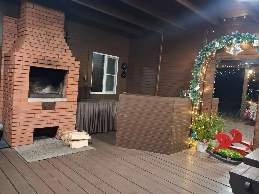 Дом с сауной на дровах, беседкой и мангальной зоной, фотозона