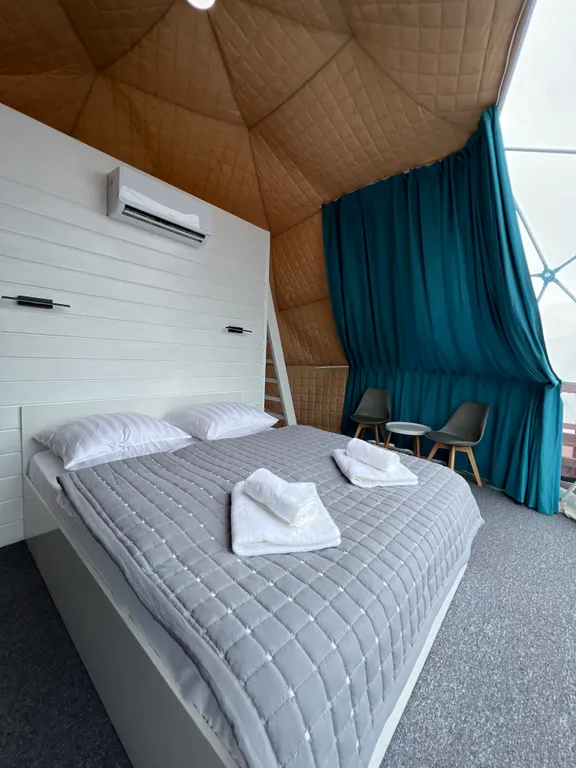 Новый глемп отель с видом на море теплый бассейн