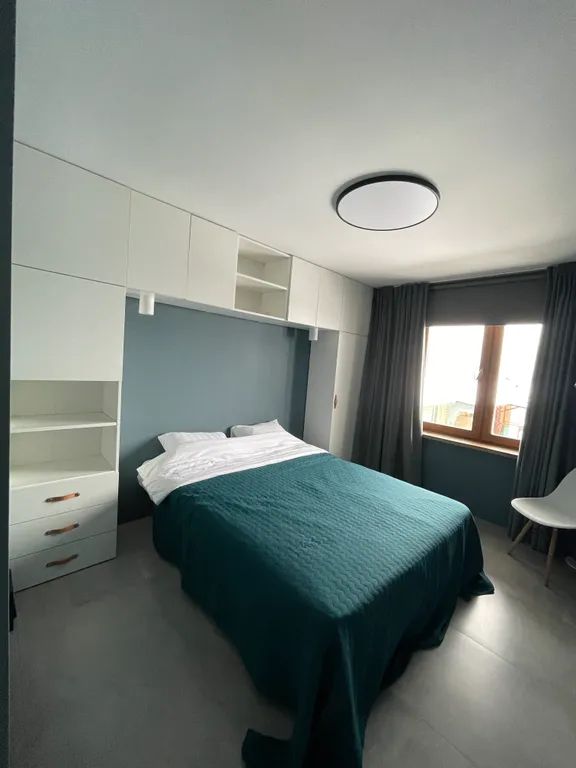 4-комнатная Квартира