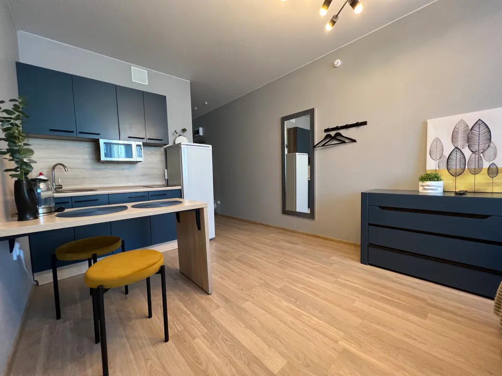 Уютная студия Ultramarine в Тюменской слободе