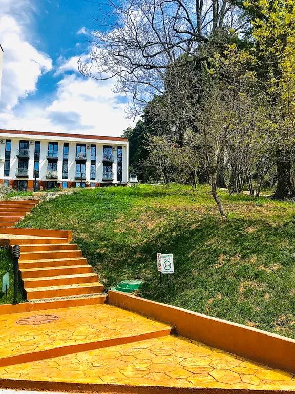 Квартира Квартира Белоснежная студия у моря с личной террасой — Адлер