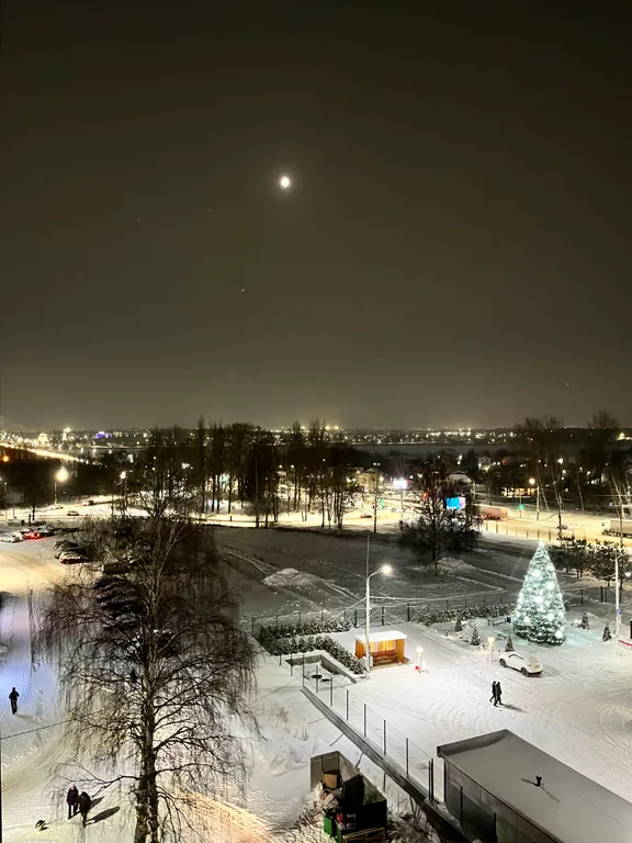 Новая современная квартира с видом на Волгу