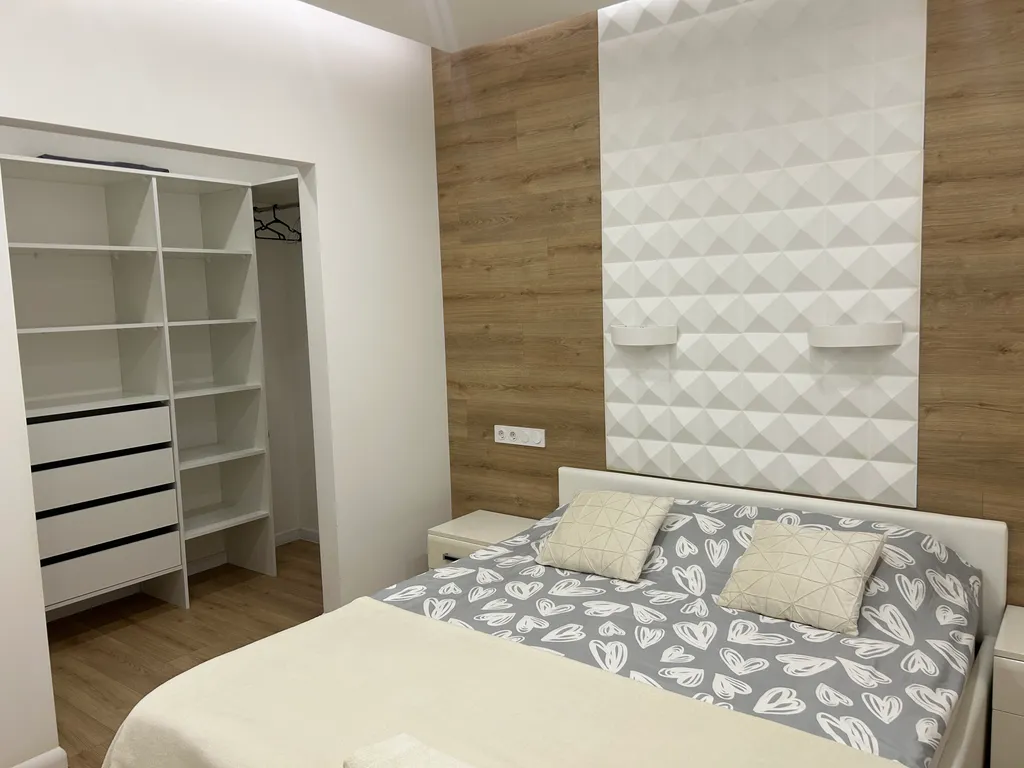 3-комнатная квартира с дизайнерским ремонтом в Маяке Минска