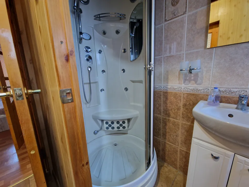 Коттедж Домик в центре — Кисловодск