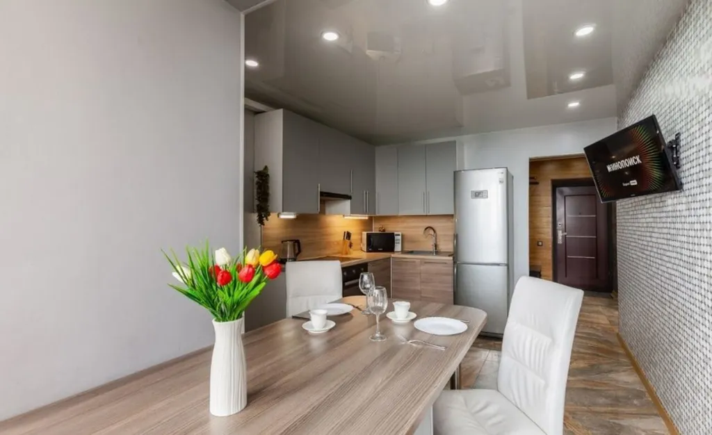 Квартира Апартаменты Квартиркаплаза у ТЦ Аврора с огромным проекционным экраном — Самара