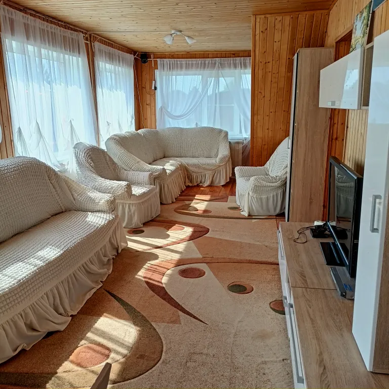 Уютный загородный дом с баней и бассейном