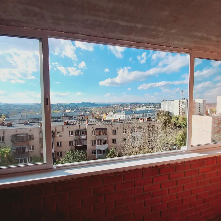 Квартира в центре, рядом с АЗ Урал