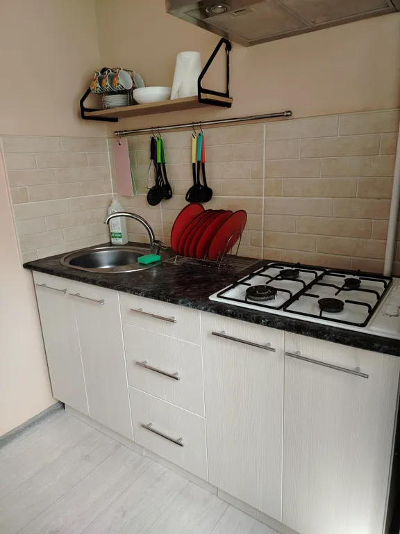 Отличная двушка с видом на сквер