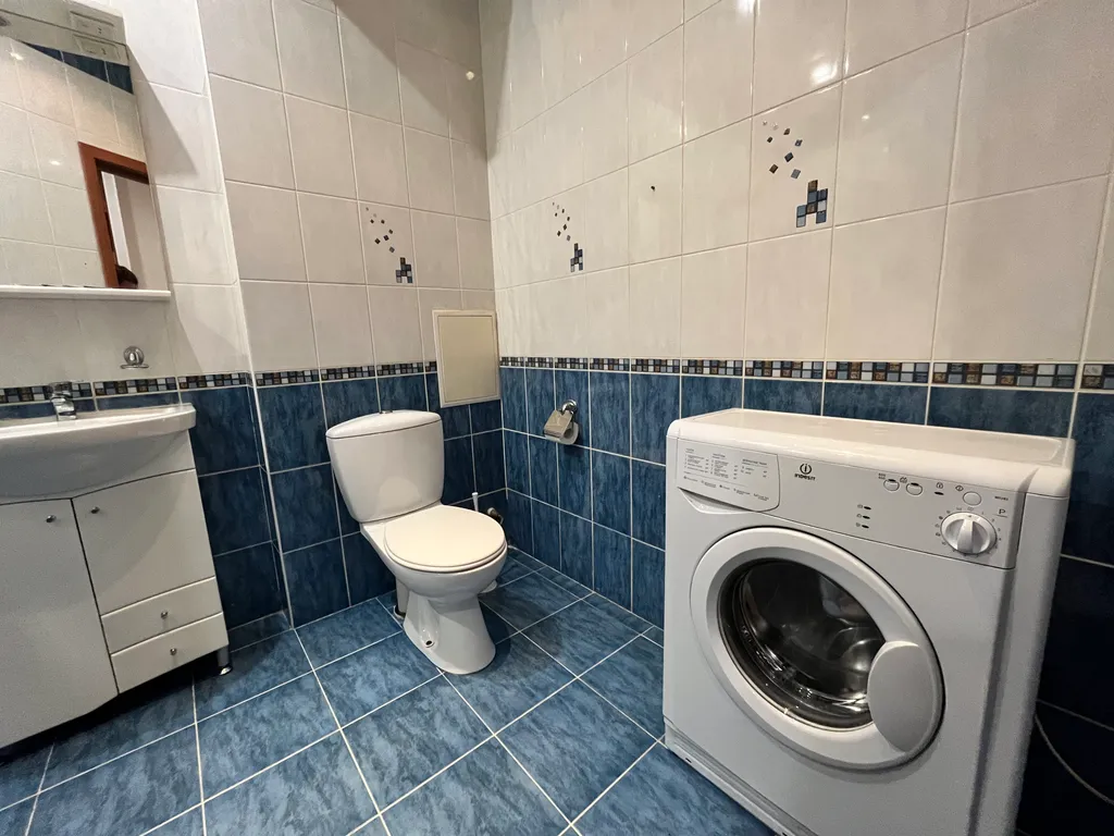 2-е апартаменты в самом центре с видом на город