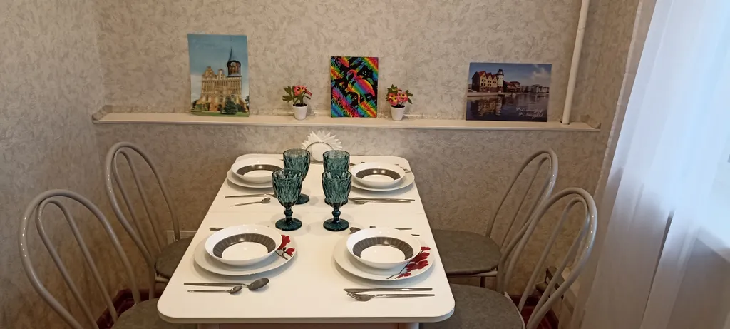 Квартира Квартира Центр города! 3 изолированные комнаты, 3 кровати — Калининград