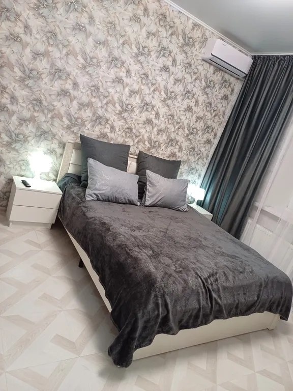 Однокомнатная квартира на Западном, район Николаевского — аренда посуточно в Таганрог