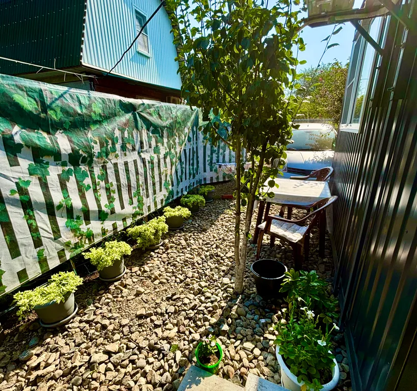 Коттедж Гостевой дом со своим двориком — Широчанка