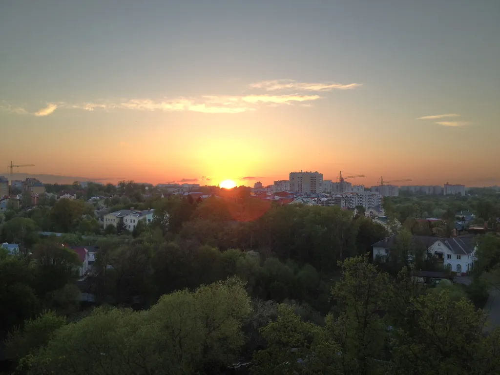 Шикарный вид и огромная ванна для двоих в центре