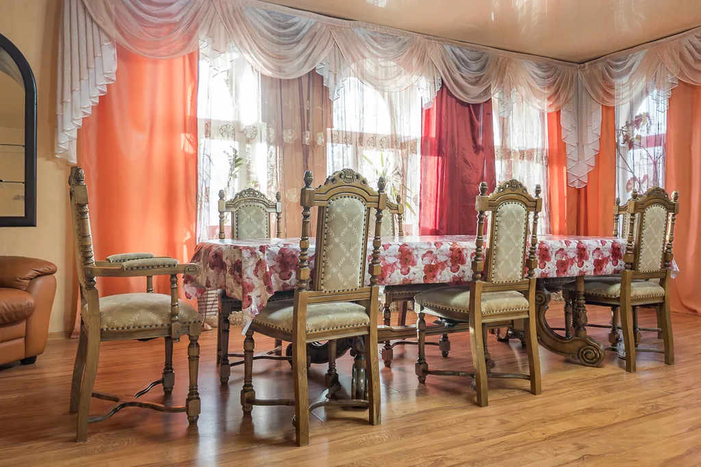 Дом со включённой стоимостью бассейна, сауны, бильярда, мангала