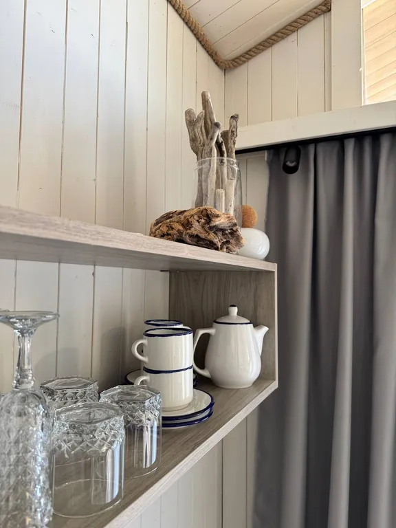 Дом в Абхазии у Черного моря (На волне)