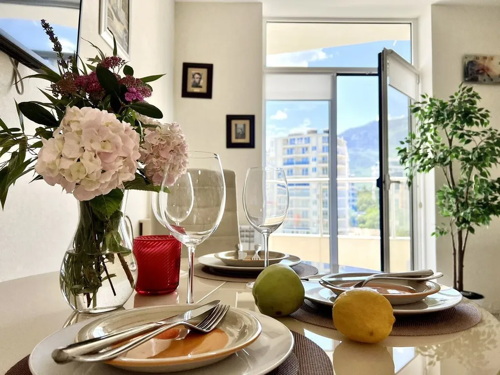 Уютная двухкомнатная квартира в ЖК Шато Лувр