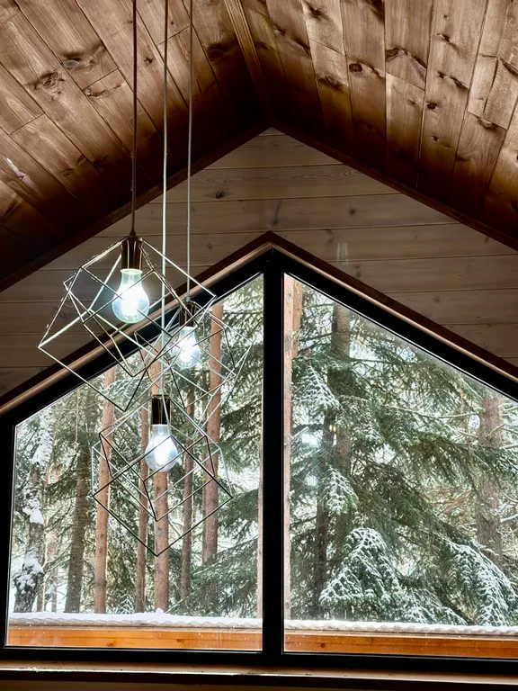 Коттедж Барнхаус III с видом на хвойный лес — Архыз