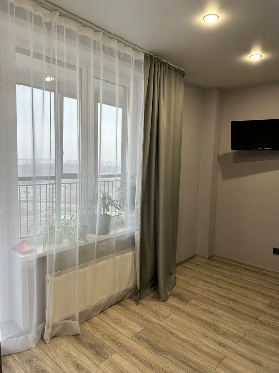 Уютная студия с видом на город