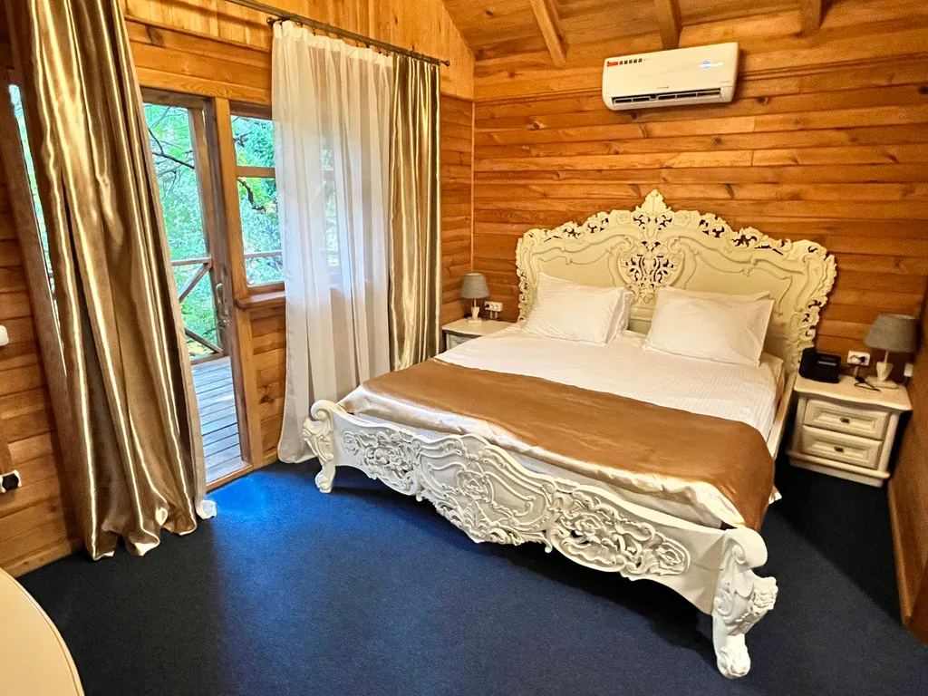 Коттедж 1-комнатный Дом — Симеиз