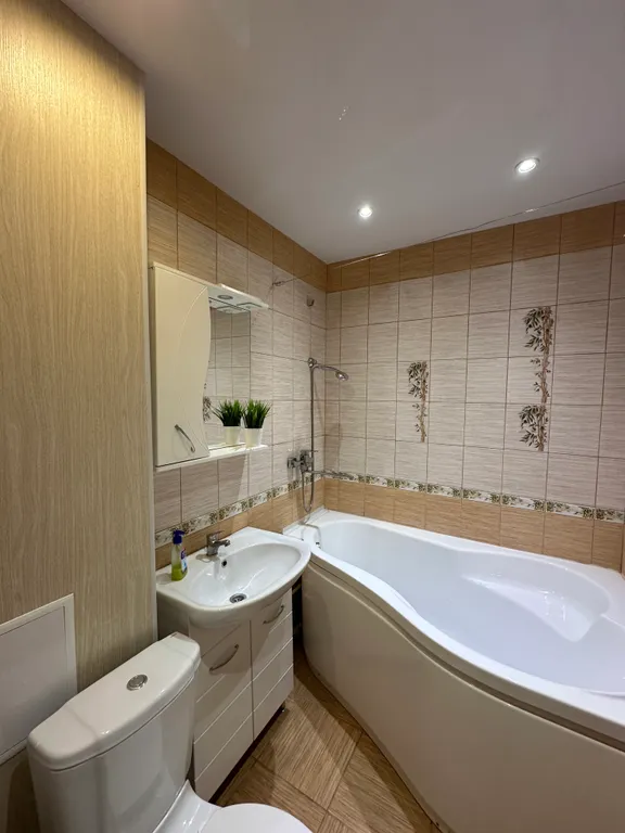 Квартира рядом с зоопарком, ИЖГТУ