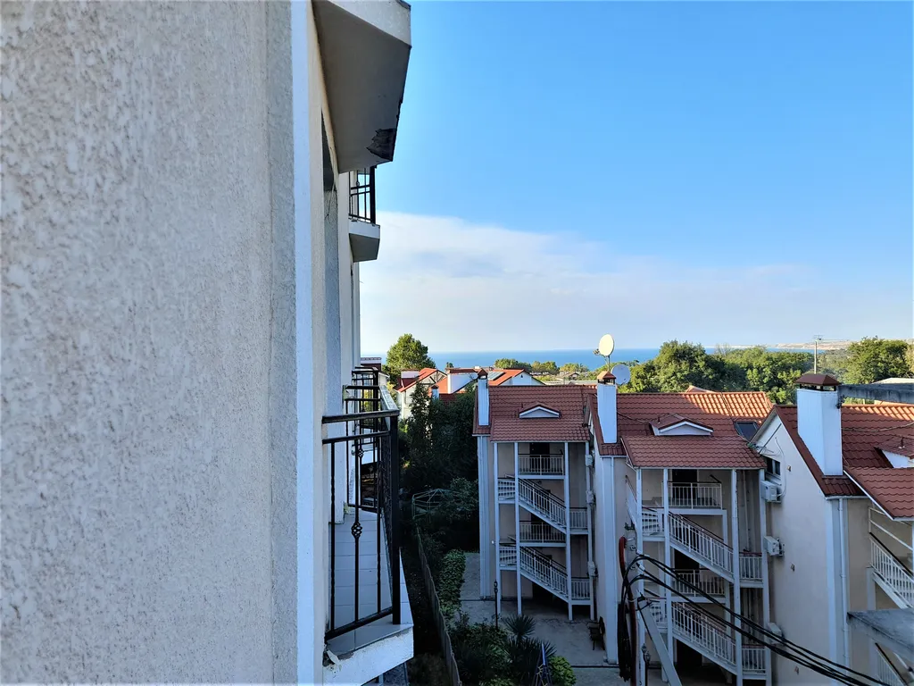 Видовая квартира со свежим ремонтом Учкуевка