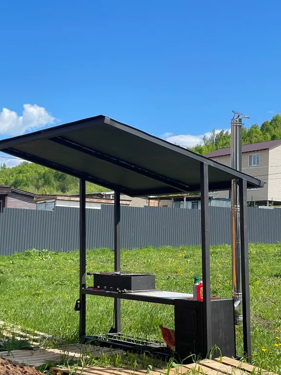 База отдыха на берегу реки Волги