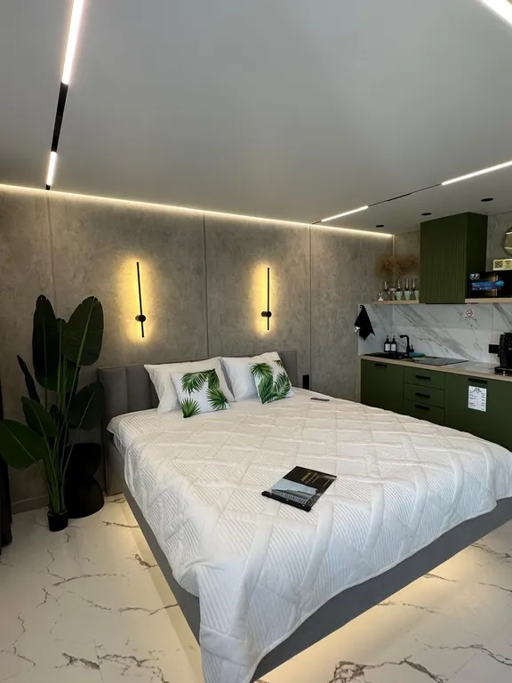 Квартира-студия с джакузи с панорамным видом