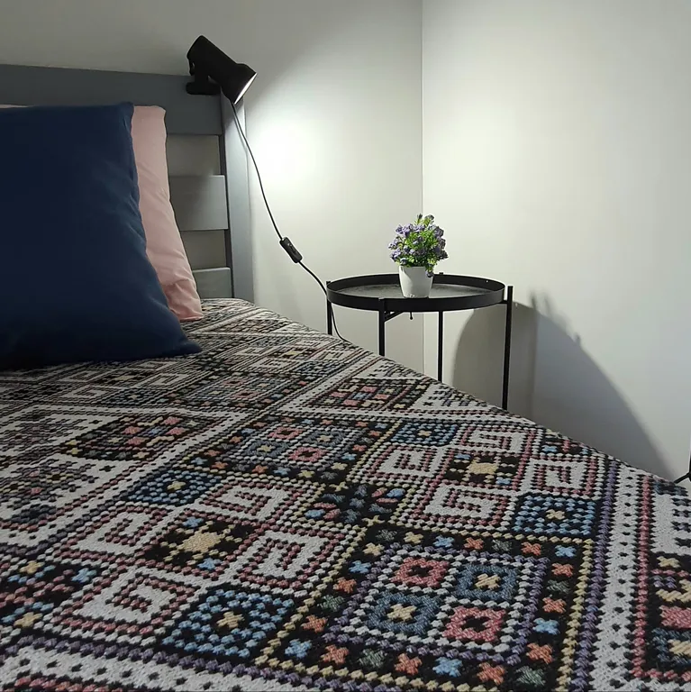 Домик под соснами