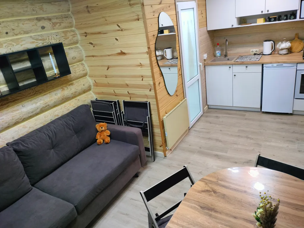 Дом для гостей в курортной зоне с мангальной зоной и парковкой