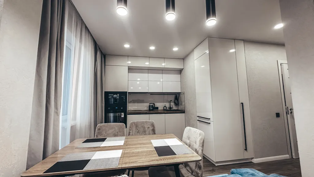 Стильная и просторная студия с бесконтактным заселением