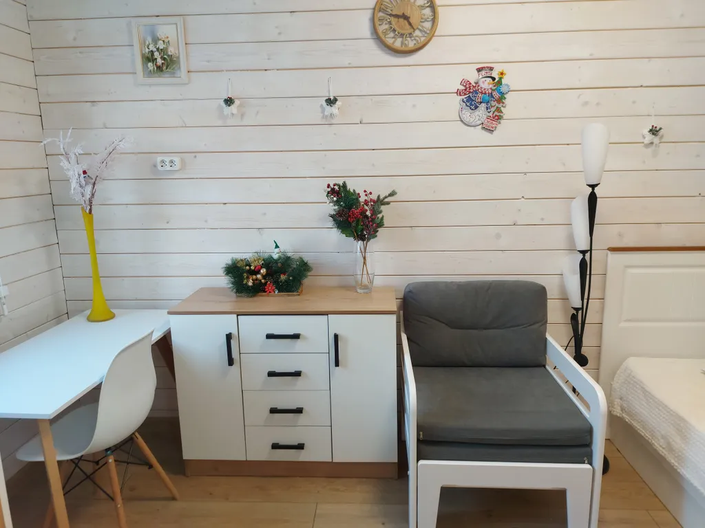 Уютный новый дом в сосновом лесу на берегу Финского залива