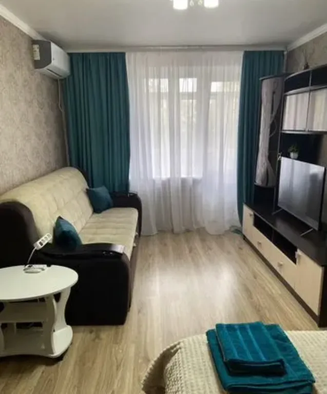 Уютная квартира — аренда посуточно в Кропоткин