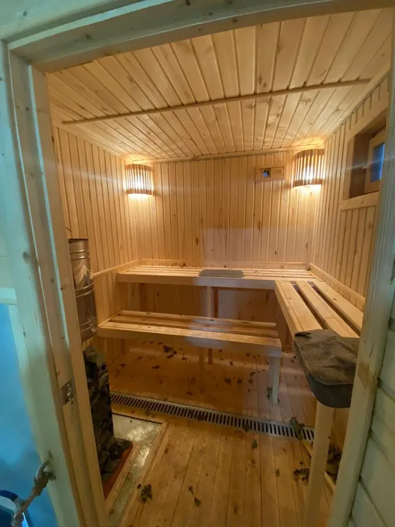 Красивый барнхаус с баней и банным чаном