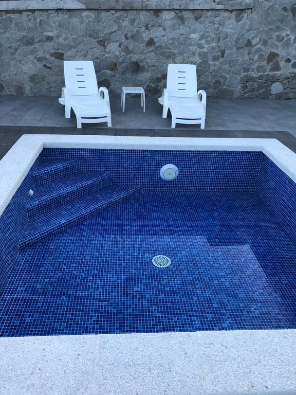 Квартира 3-комнатная Квартира — Малый Маяк