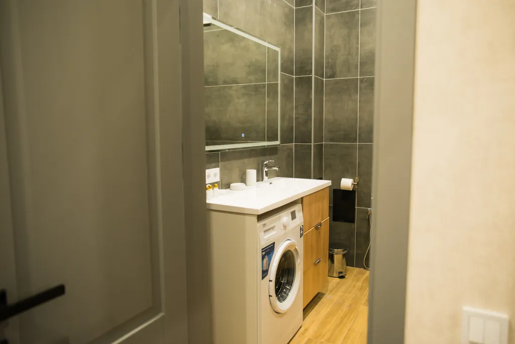 Современная 2-комн. Студия Мансарда