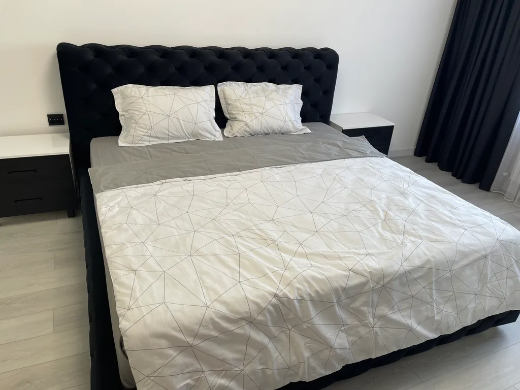 Апартамент 42