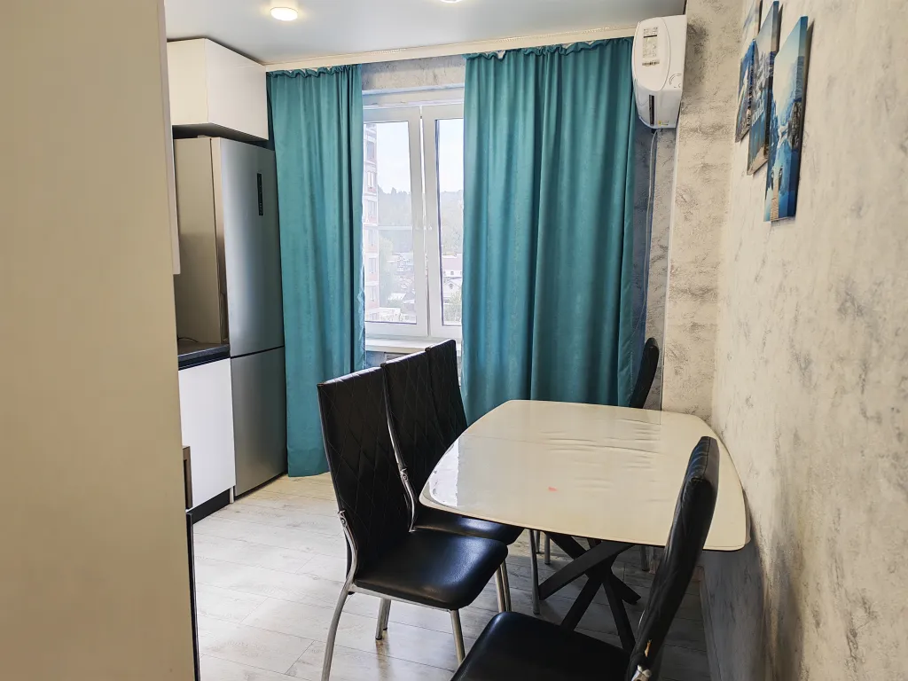 Уютная квартира с видом на реку Катунь, возможен трансфер