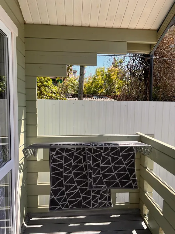 Коттедж Уютный эко-дом — Сухум