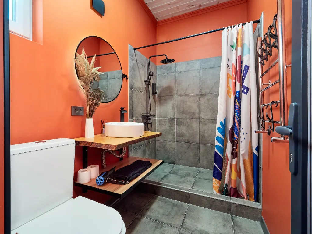 Дом с теплым бассейном, джакузи и потрясающим видом