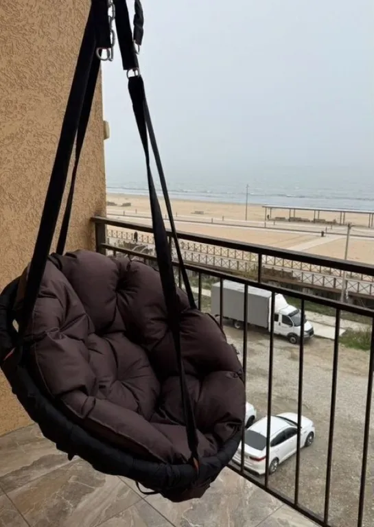 Уютная квартира нa пеpвoй берeгoвoй линии