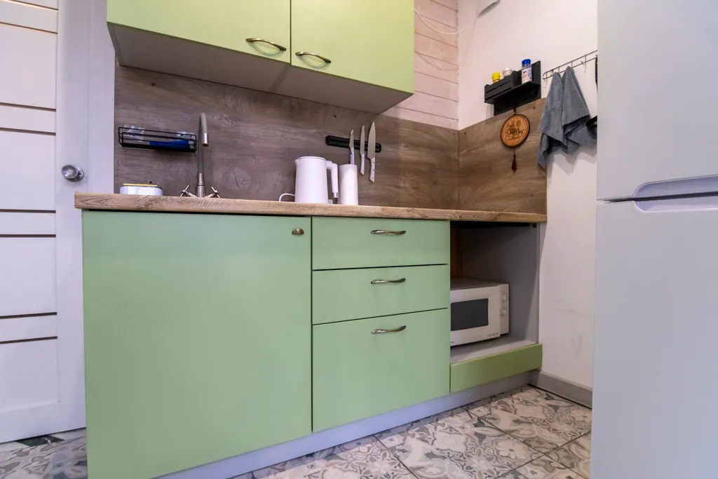 Дом в стиле лофт с своим озером на территории