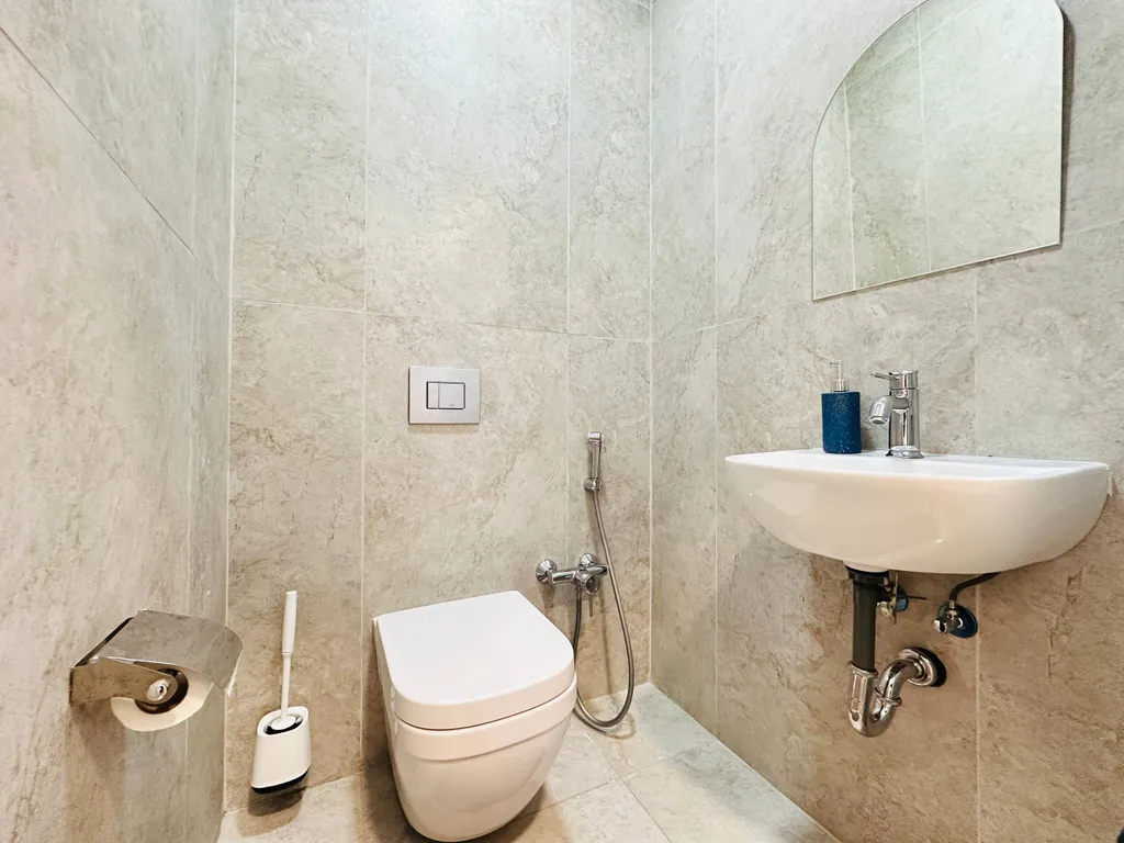 3-комнатные апартаменты для 6 чел в центре рядом с ТРЦ Мега