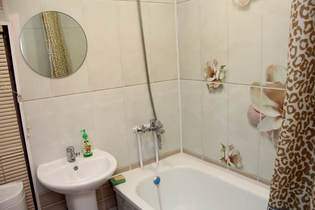 3 раздельных спальных места всегда горячая вода, уютная кв в центре города