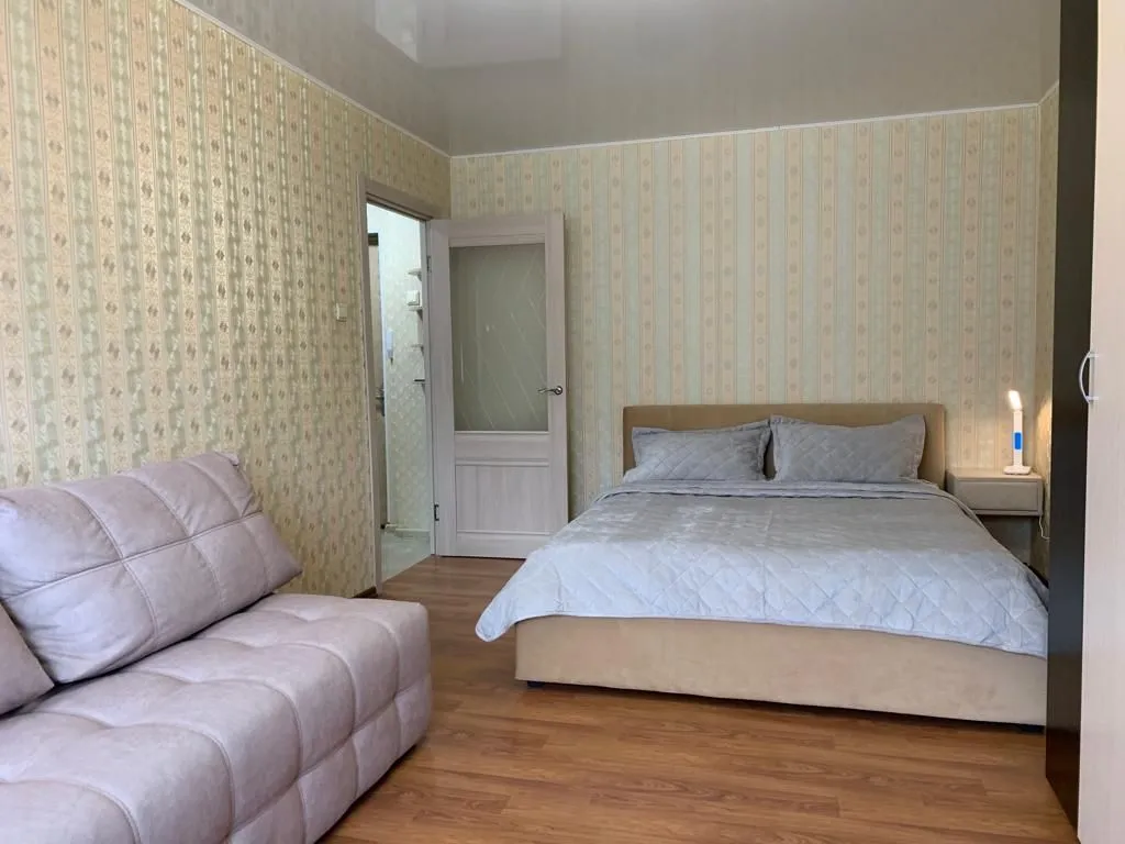 Чистая и уютная квартира в 400 метрах от автовокзала — аренда посуточно в Петрозаводск